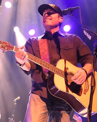 Casey Donahew