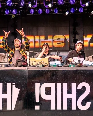 Dillstradamus: Dillon Francis & Flosstradamus