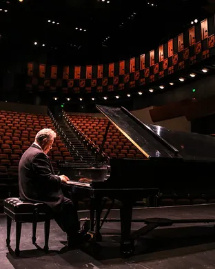 Jeffrey Siegel: Chopin In Paris