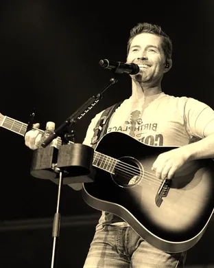 Josh Turner