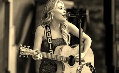 Maddie and Tae